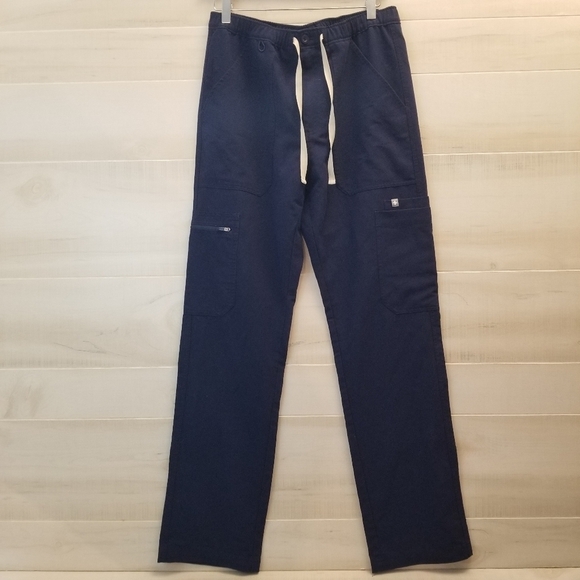 {M} Figs Men's Cairo Cargo Scrub Pant Navy 31" Inseam - Picture 2 of 16